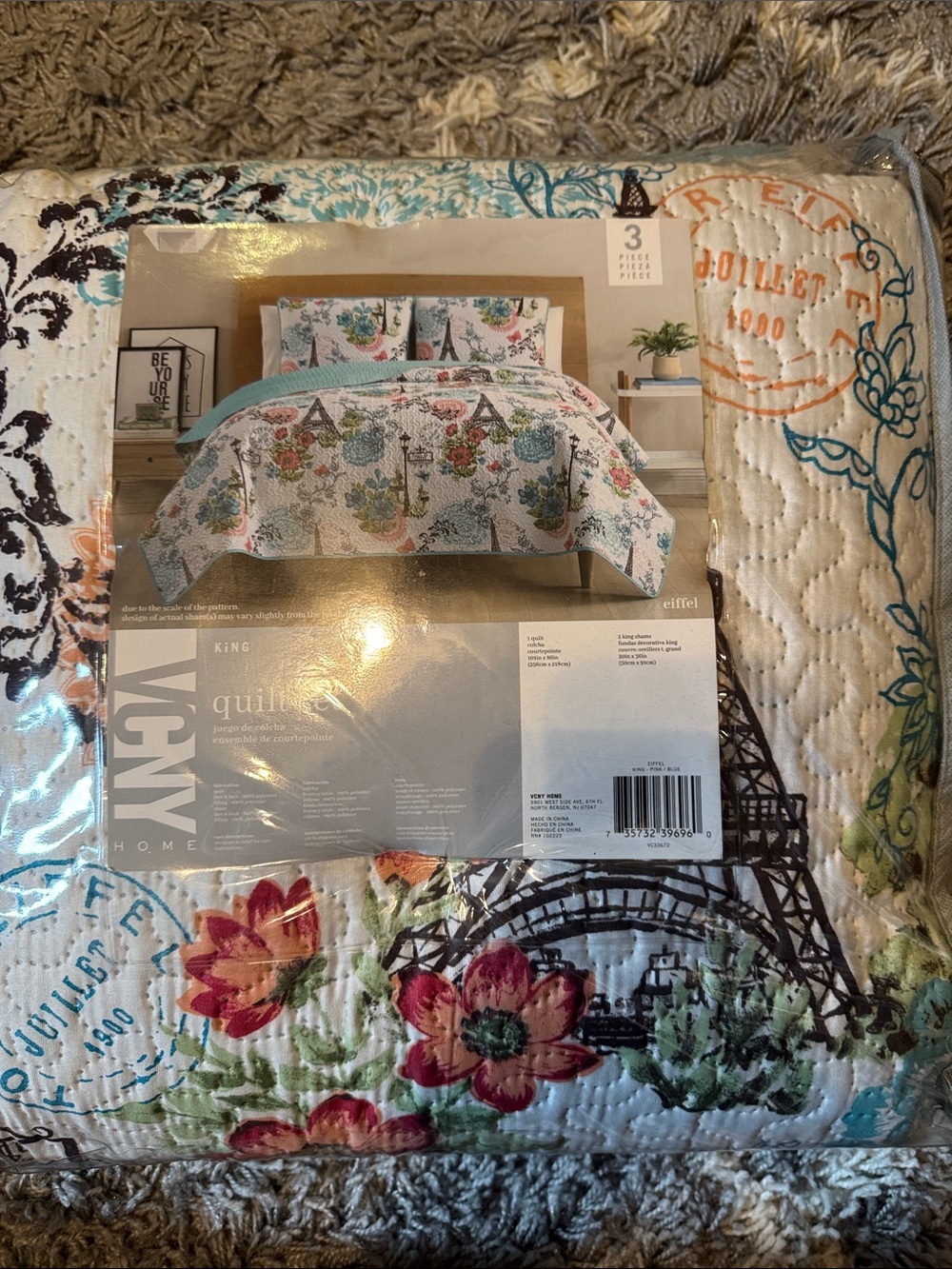 Floral Eiffel King Quilt Set in White, Teal, Pink